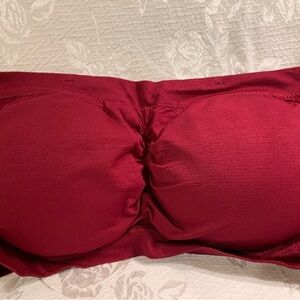 Zenana NWOT plus sized lined convertible strapless wireless bra